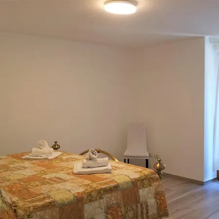 아파트 Casa Vacanze Loita *